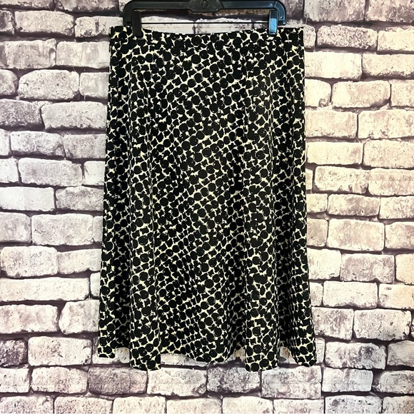 Talbots Black & Beige Fully Lined Flare Skirt Size 14 - Picture 7 of 8